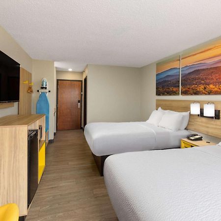Days Inn By Wyndham Glasgow Zewnętrze zdjęcie